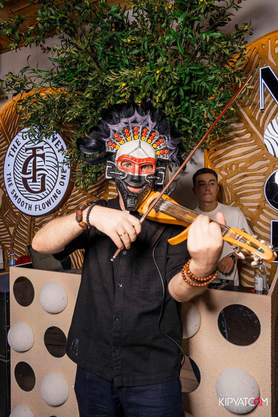 MOOD KARAOKE S TERRACE. КИПЯТКОМ АЛМАТЫ!