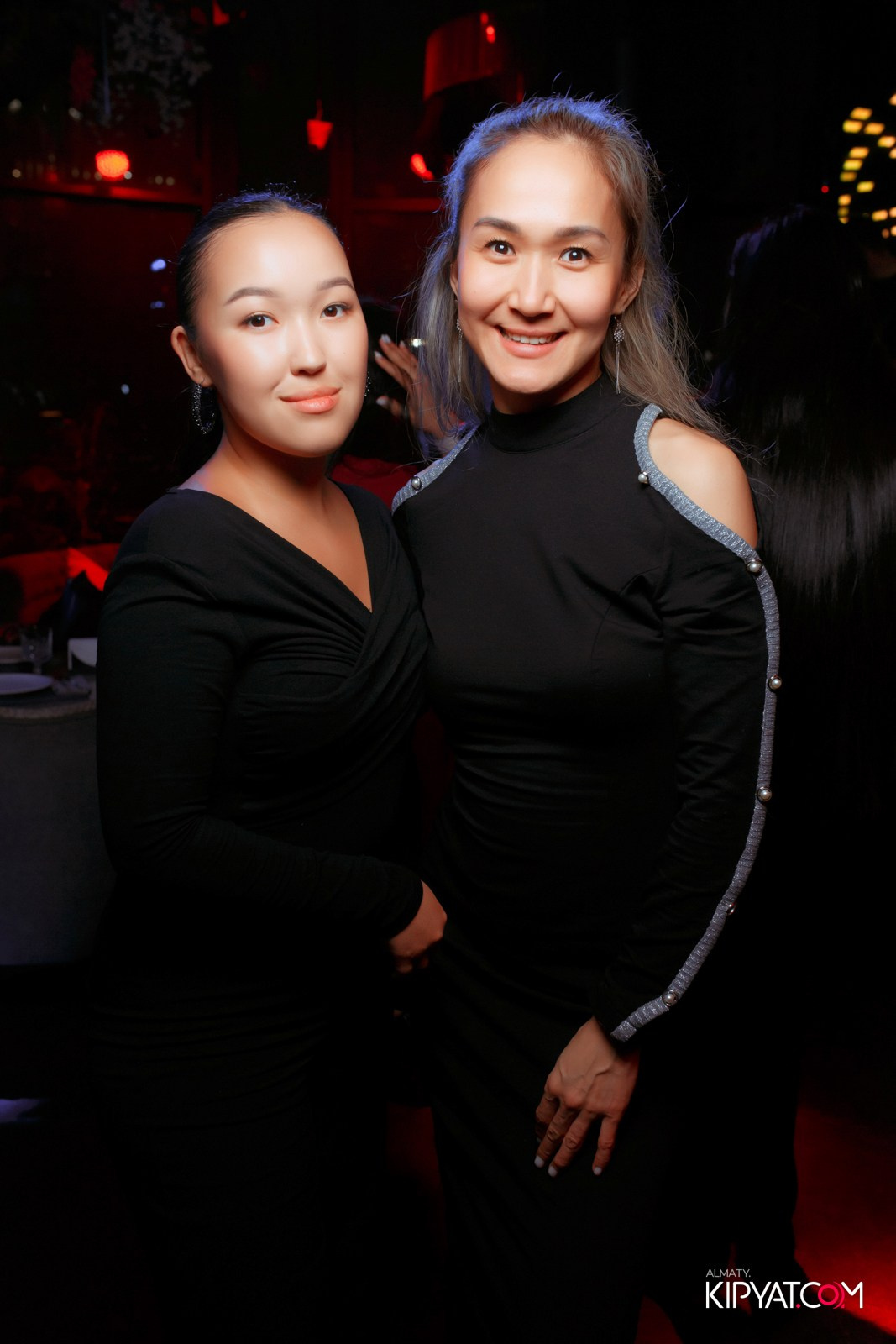 FRIENDS BAR & TERRACE. КИПЯТКОМ АЛМАТЫ!