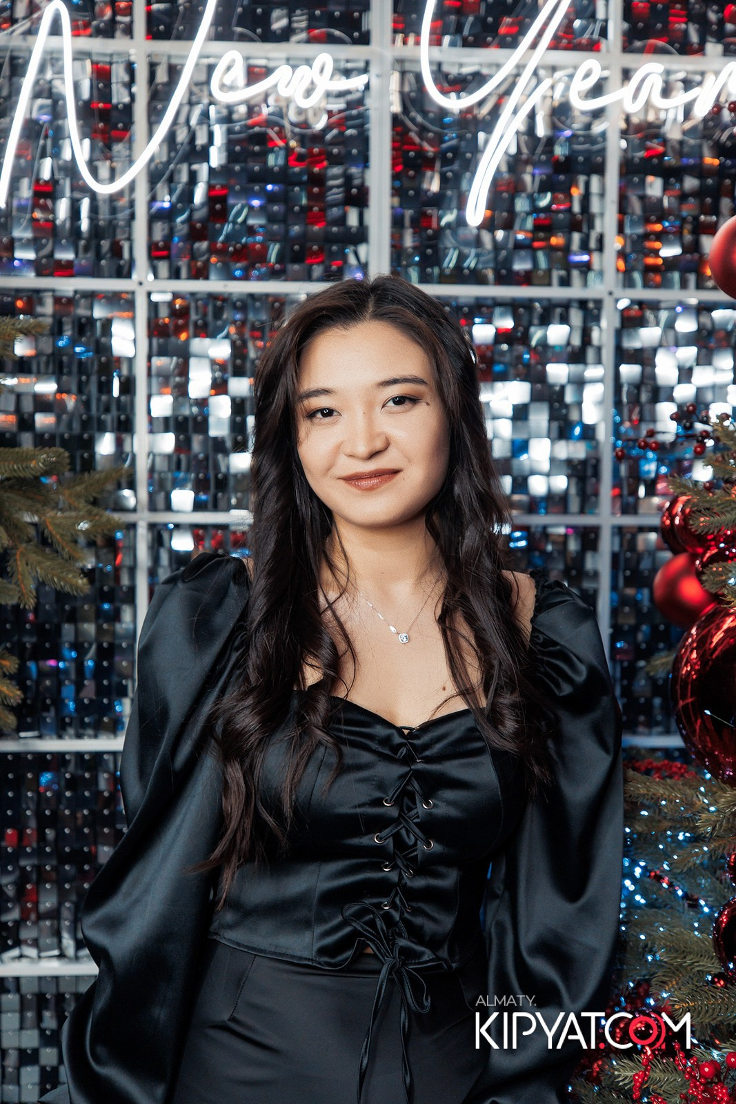 FRIENDS BAR & TERRACE. КИПЯТКОМ АЛМАТЫ!