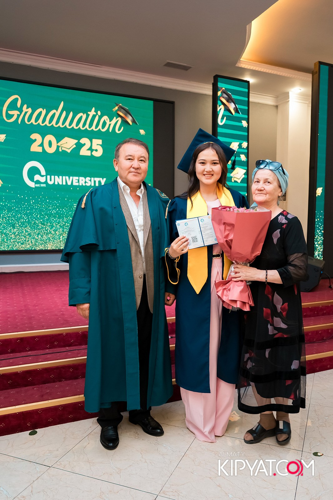 GRADUATION 2025 Q UNIVERSITY. КИПЯТКОМ АЛМАТЫ!