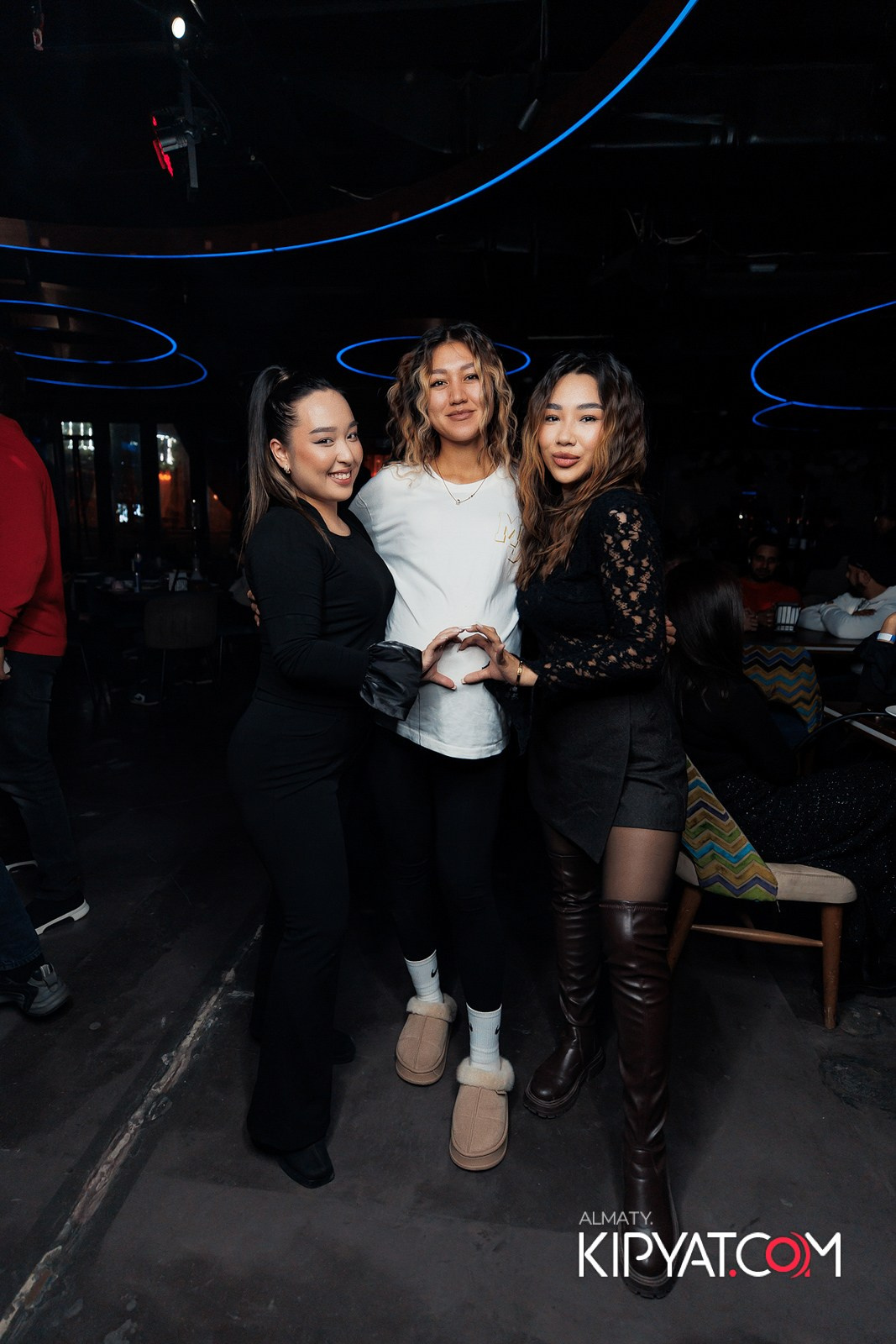 EVENT BAR. КИПЯТКОМ АЛМАТЫ!