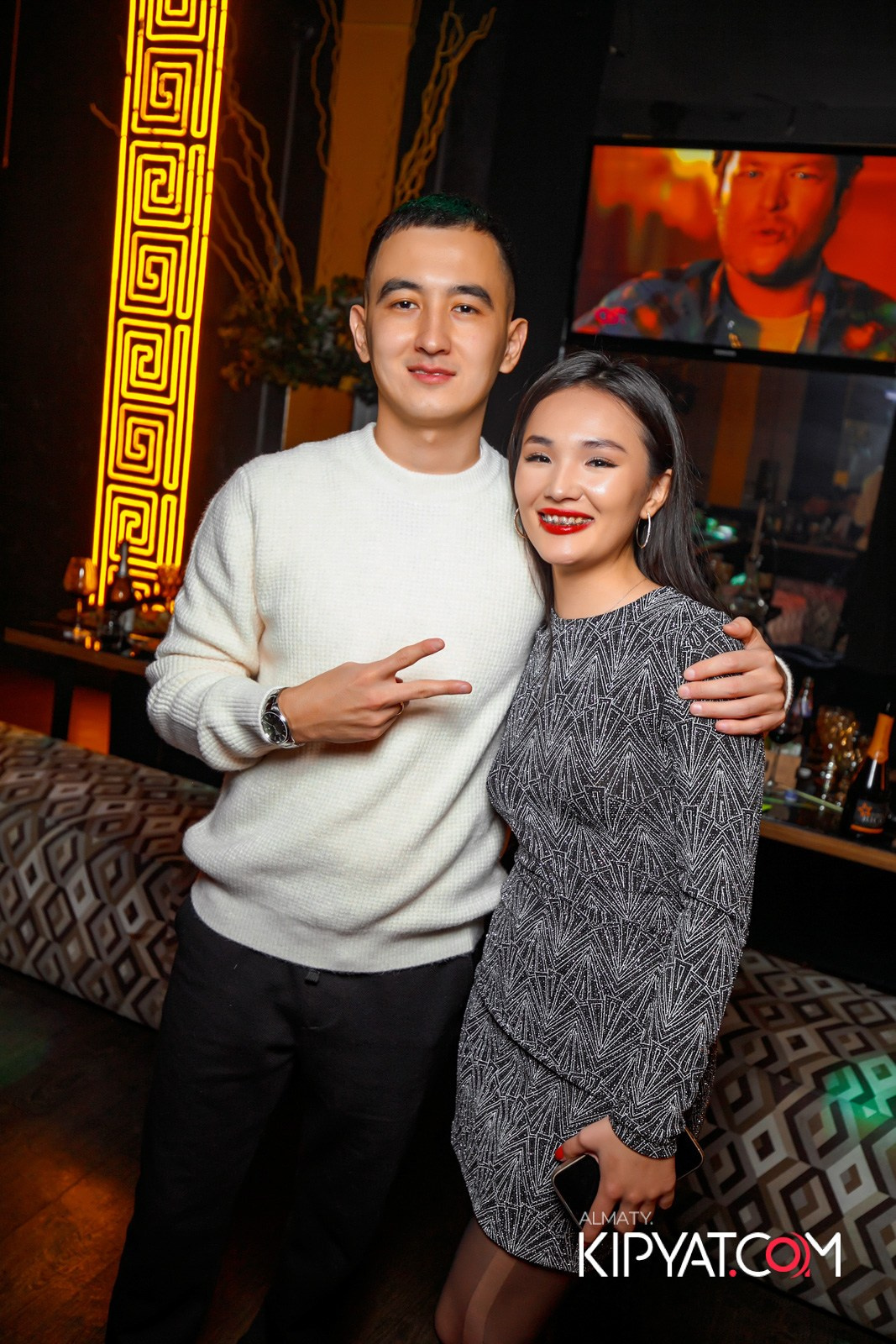 УХО И МЕДВЕДЬ НА ГАГАРИНА. КИПЯТКОМ АЛМАТЫ!