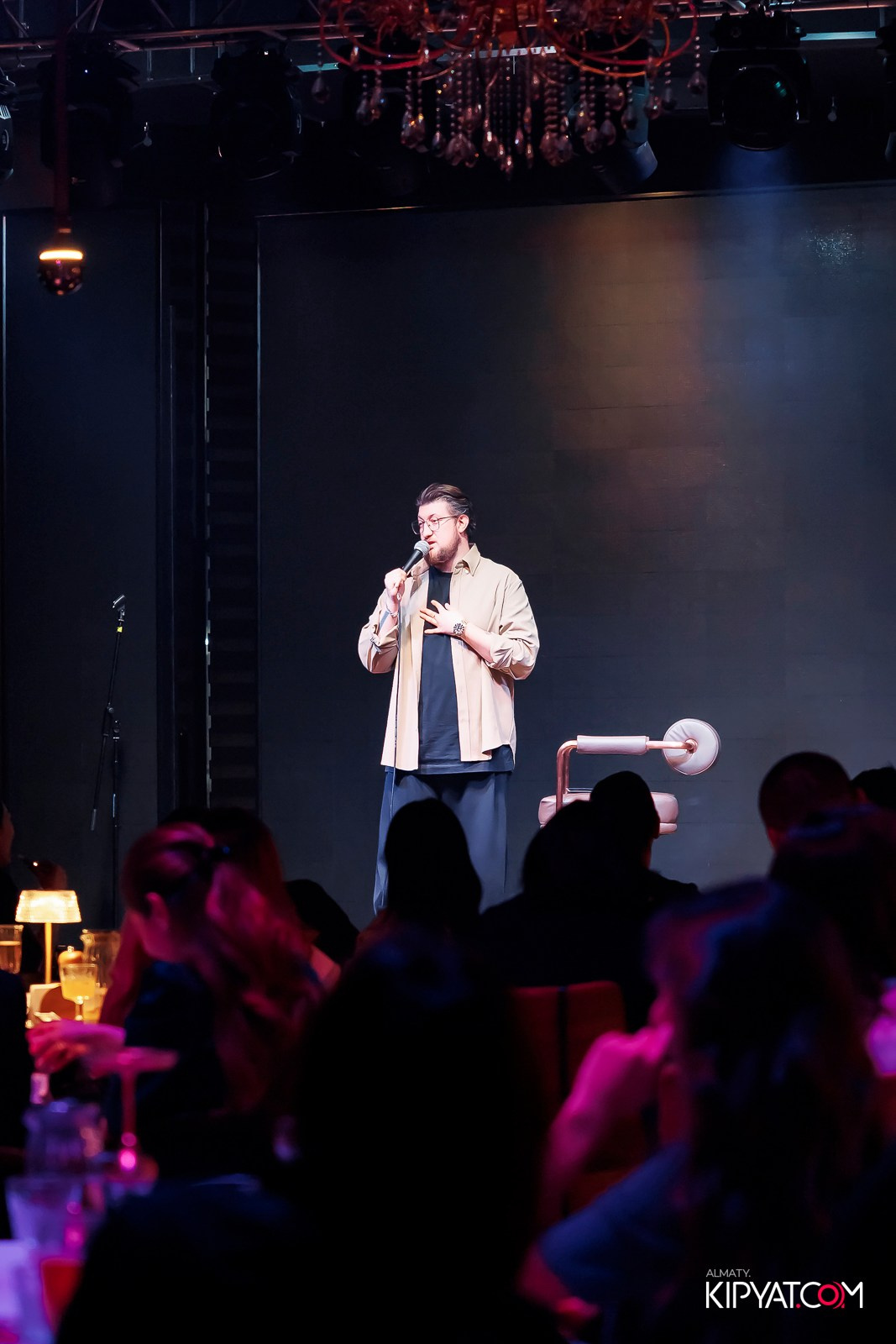 STAND UP КОНЦЕРТ АЛЕКСАНДА МЕРКУЛЬ. КИПЯТКОМ АЛМАТЫ! Фотосъемка мероприятий в Алматы