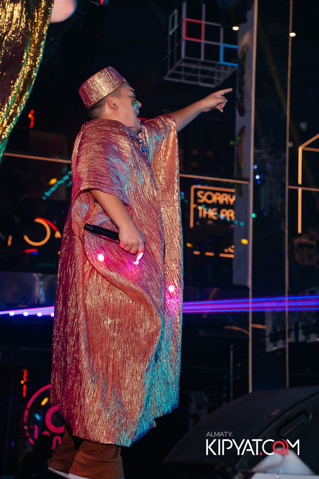 SANTA BARBARA — ВЫСТУПЛЕНИЕ LIZWI. КИПЯТКОМ АЛМАТЫ!