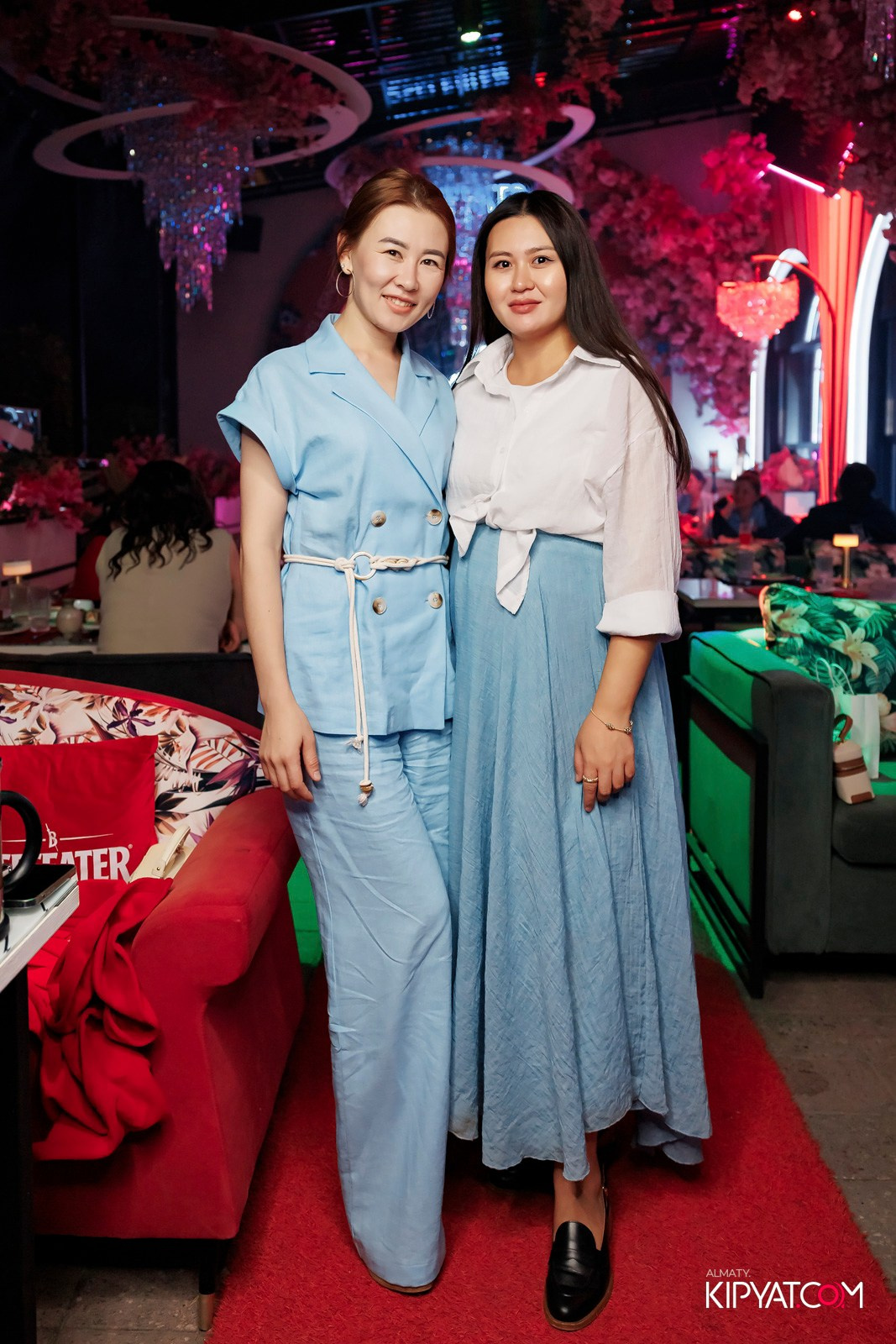 ЗАЯ, НА БИС. КИПЯТКОМ АЛМАТЫ!