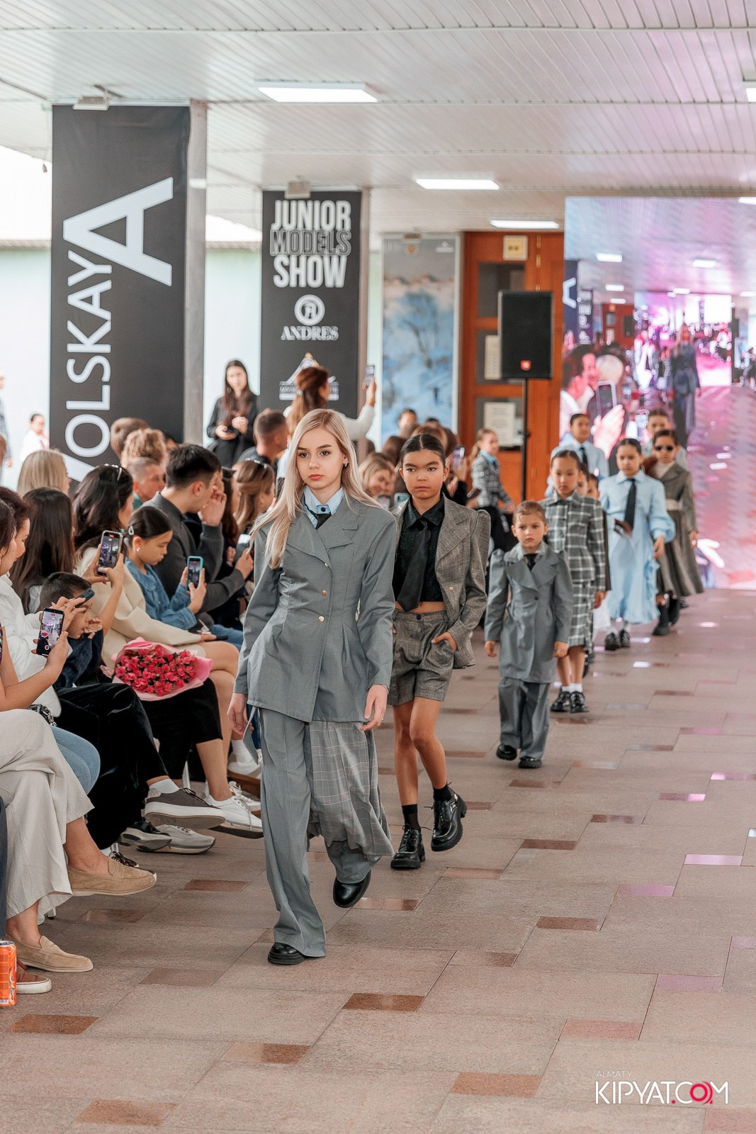 JUNIOR FASHION SHOW. КИПЯТКОМ АЛМАТЫ!