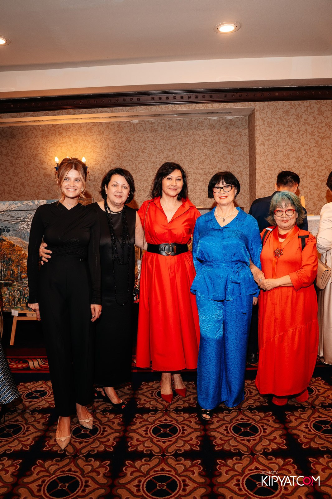 БЛАГОТВОРИТЕЛЬНЫЙ УЖИН В ЧЕСТЬ 30-ЛЕТИЯ ROTARY CLUB OF ALMATY. КИПЯТКОМ АЛМАТЫ!