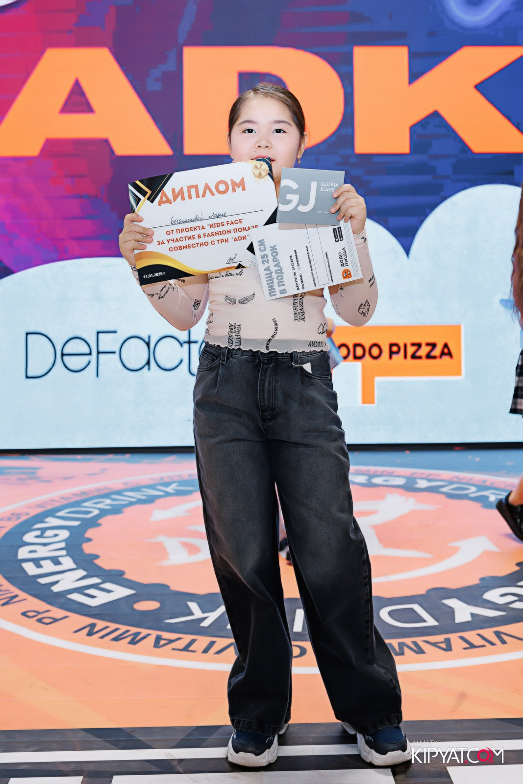 ДЕТСКИЙ МОДНЫЙ ПОКАЗ ОТ МОДЕЛЬНОГО АГЕНТСТВА «KIDSFACE». КИПЯТКОМ АЛМАТЫ!