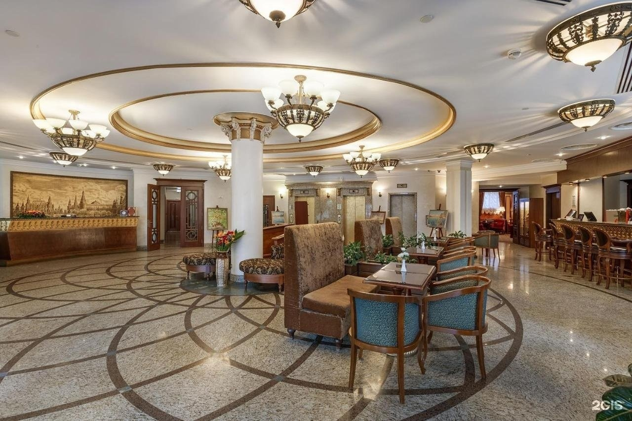 Интерьер отеля Garden Ring