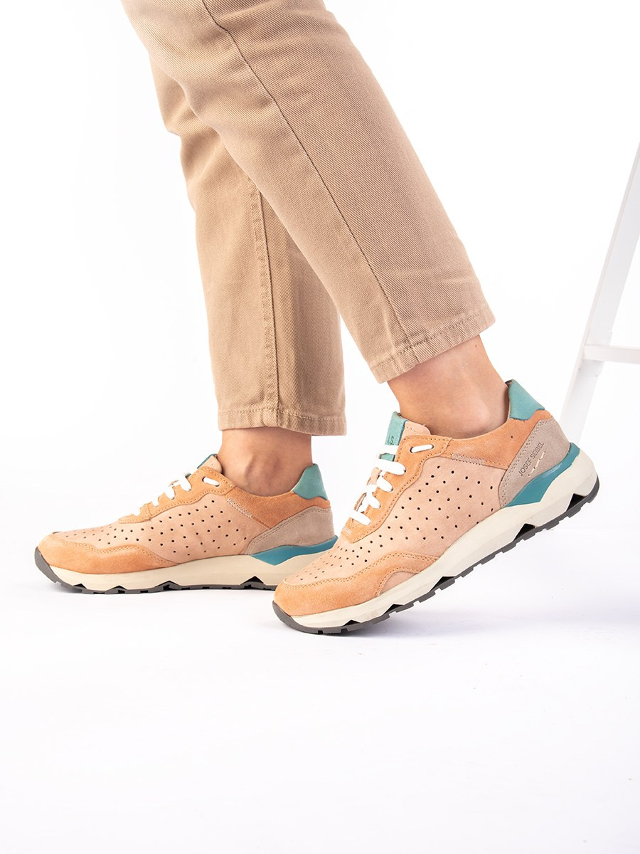 Обувь на модели (каталожная). Фотограф Юлия Зимина