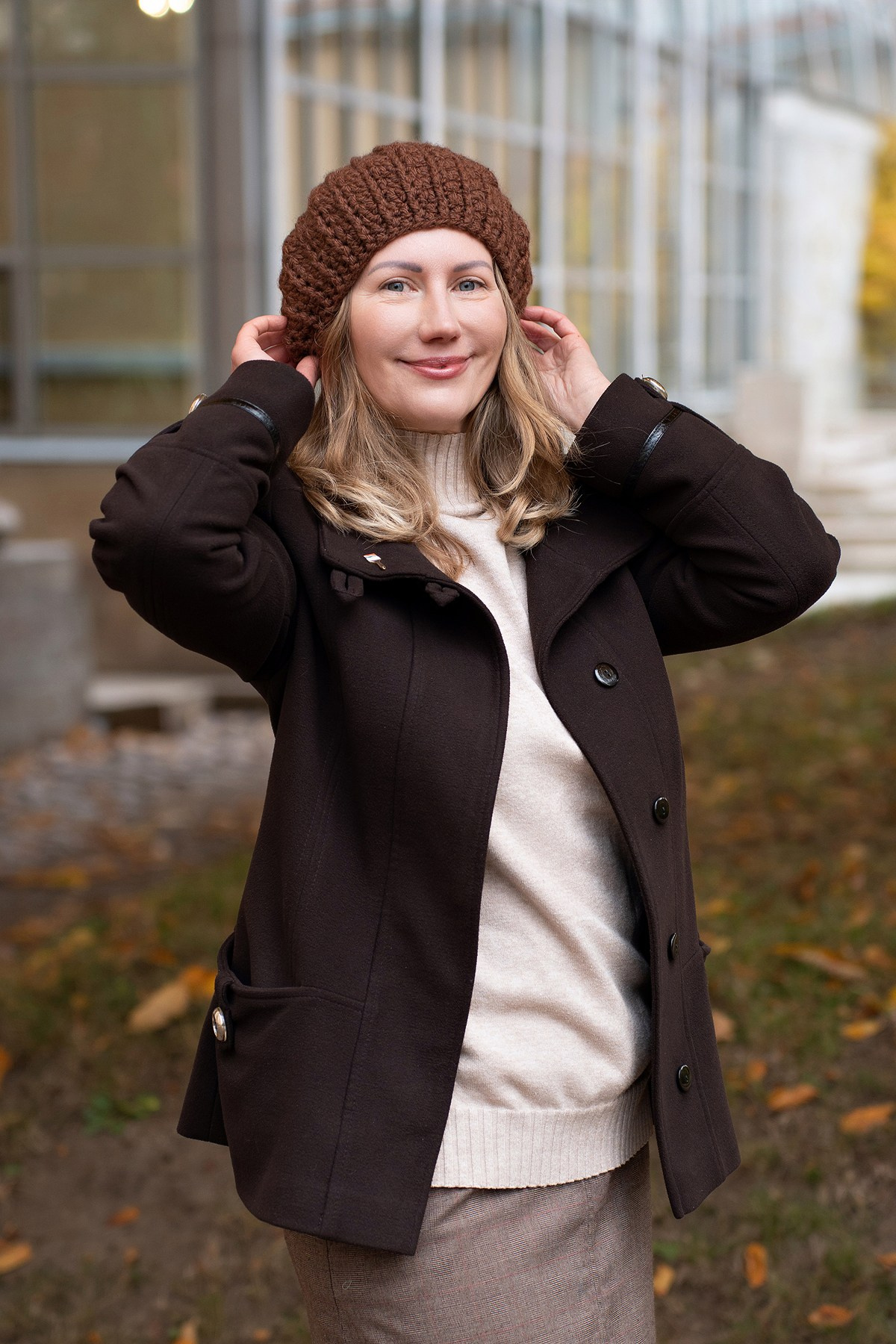 Кистью и листьями. Художник Анна Пятковская. Фотограф Мария Ковкова