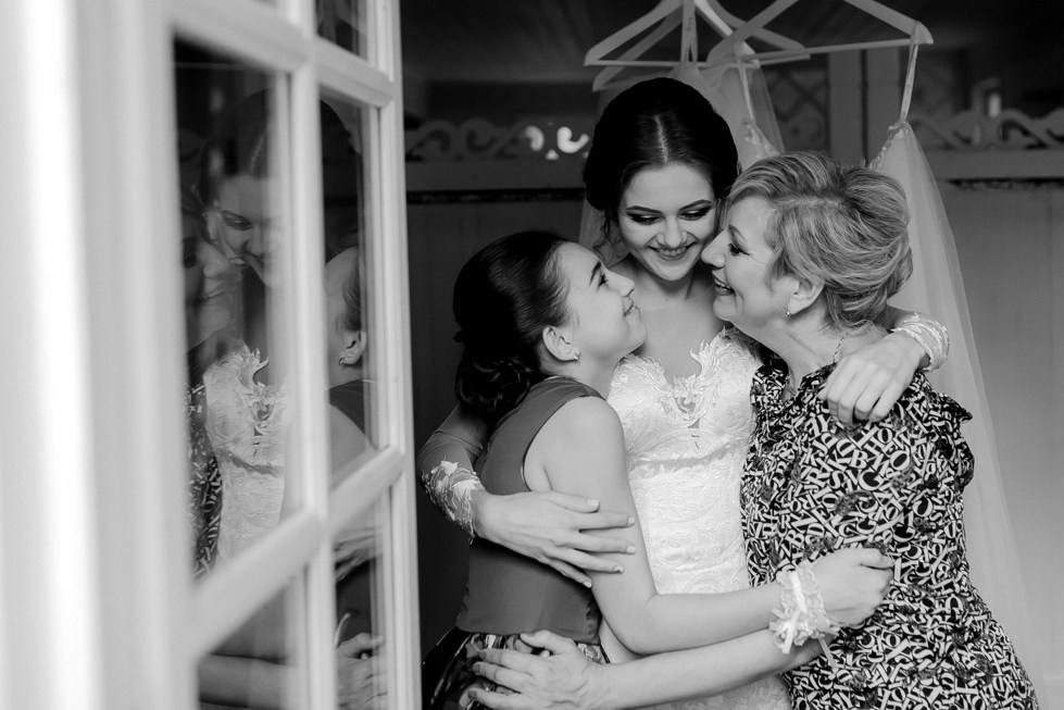 Евгения + Ники (Под дождем). Свадебные и портретный фотограф — Кирилл Зорин