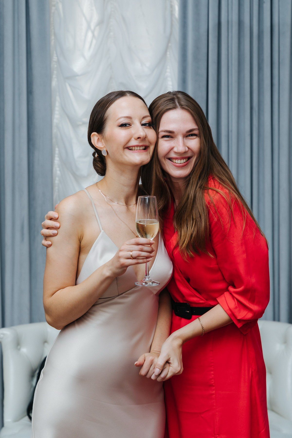 Свадебная фотопрогулка. Регистрация, прогулка, фуршет. Фотограф крещение венчание в Петербурге! Помогает подобрать храм и посоветовал душевного батюшку в СПб