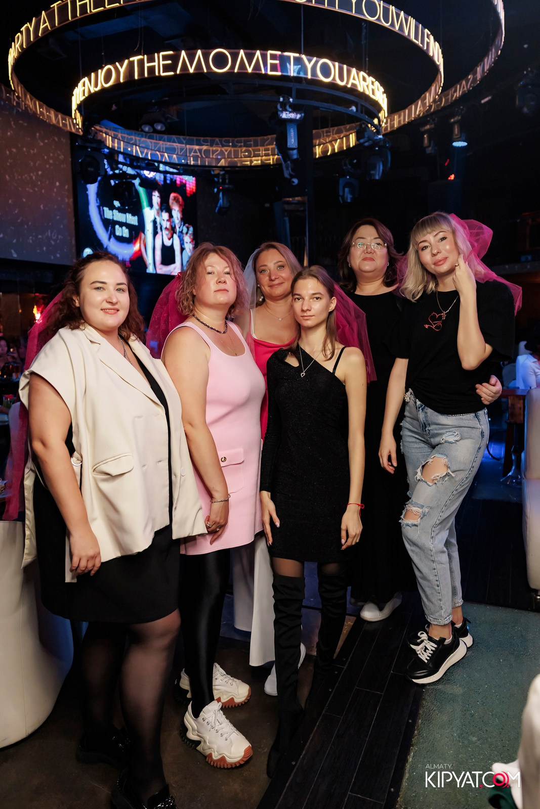 МУЗЫКАЛЬНОЕ ЛОТО В HIT RETRO. КИПЯТКОМ АЛМАТЫ!