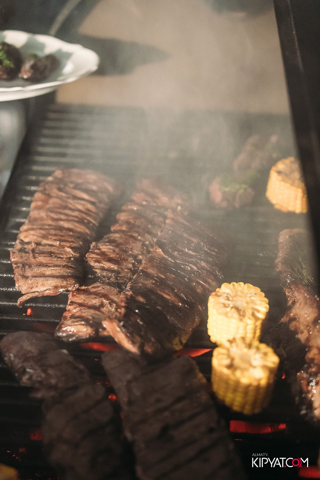 ДЕНЬ РОЖДЕНИЯ CAFE MAIN — 1 ГОД. КИПЯТКОМ АЛМАТЫ!