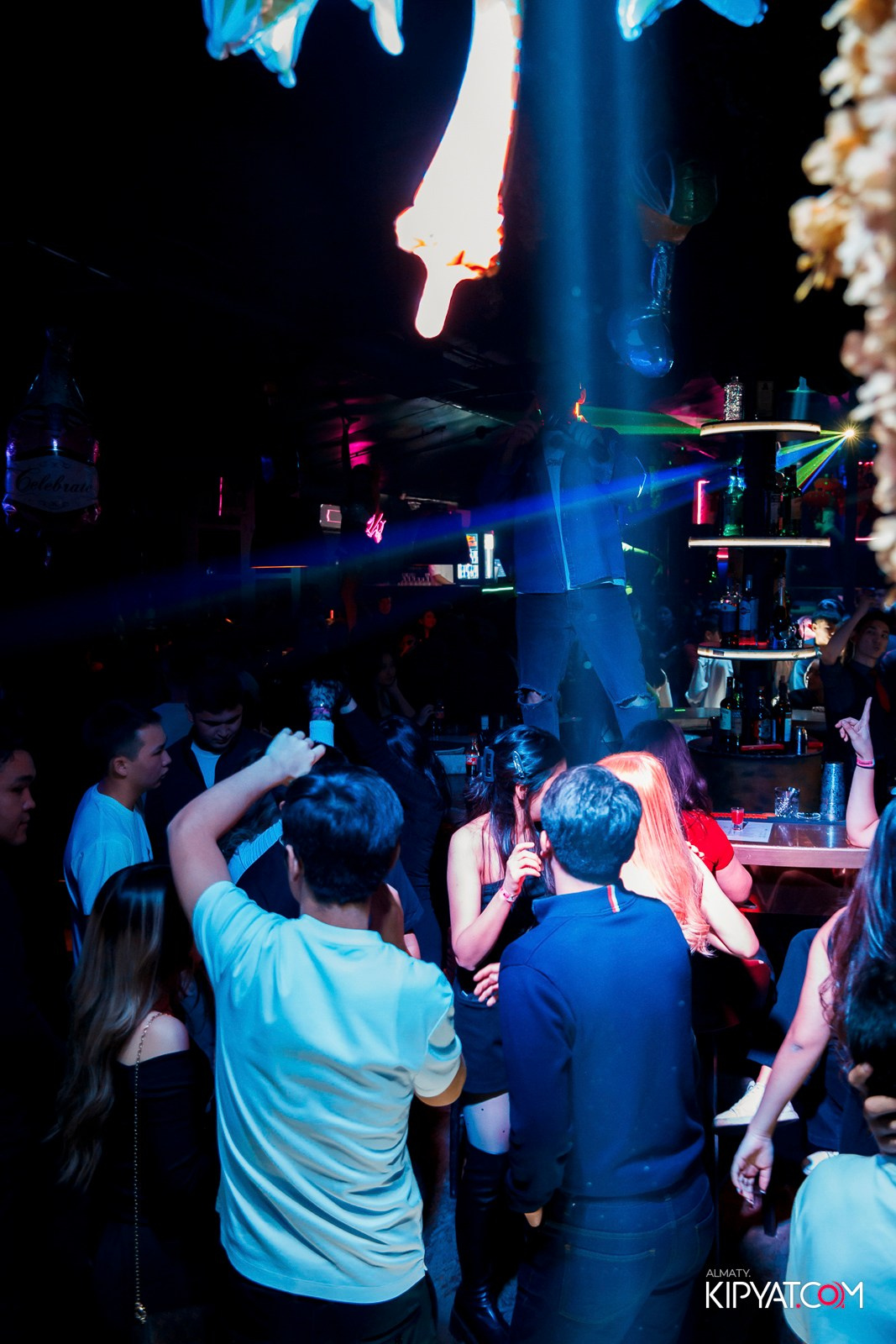 UYAT EMES BAR. КИПЯТКОМ АЛМАТЫ! Фотосъемка мероприятий в Алматы