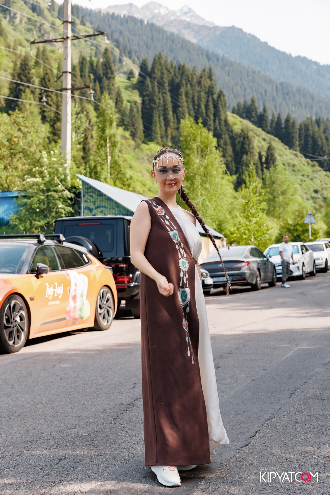 KANG REN TANG. КИПЯТКОМ АЛМАТЫ!