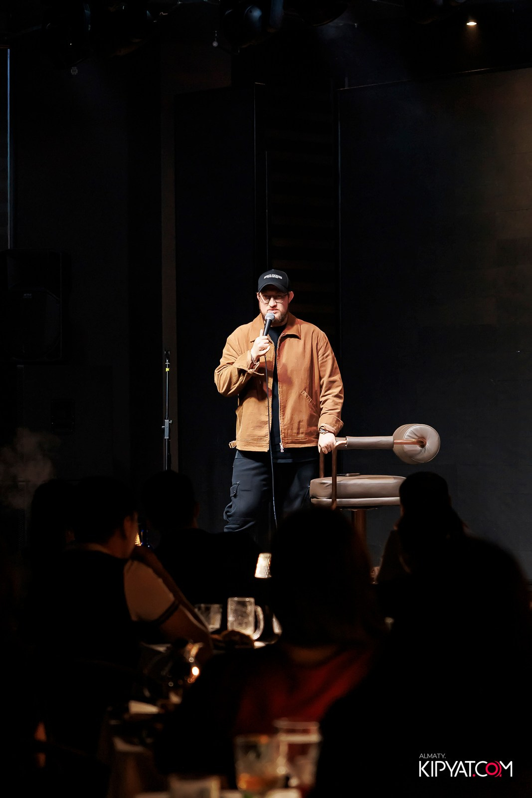 STAND UP КОНЦЕРТ АЛЕКСАНДА МЕРКУЛЬ. КИПЯТКОМ АЛМАТЫ! Фотосъемка мероприятий в Алматы