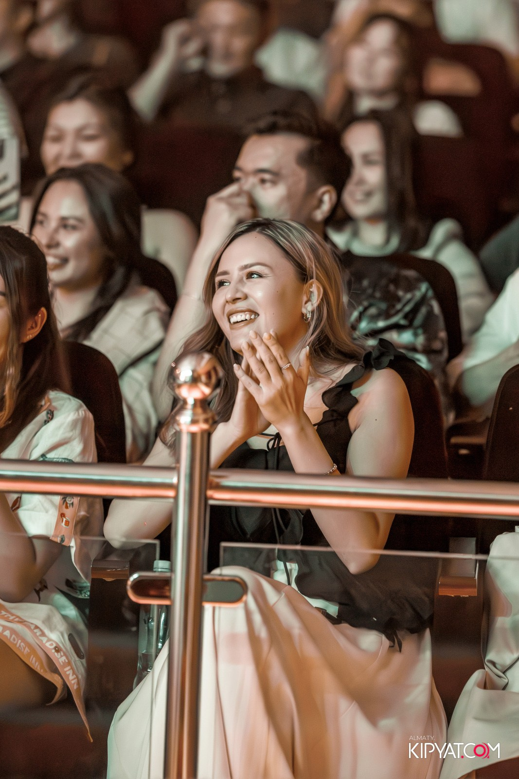 STAND UP КОНЦЕРТ АЛЕКСАНДА МЕРКУЛЬ. КИПЯТКОМ АЛМАТЫ!