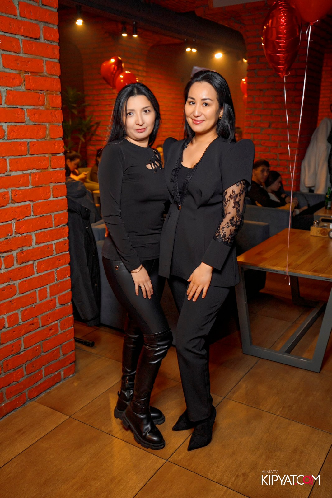 ШИШКА LOUNGE НА ЖИБЕК ЖОЛЫ. КИПЯТКОМ АЛМАТЫ! Фотосъемка мероприятий в Алматы