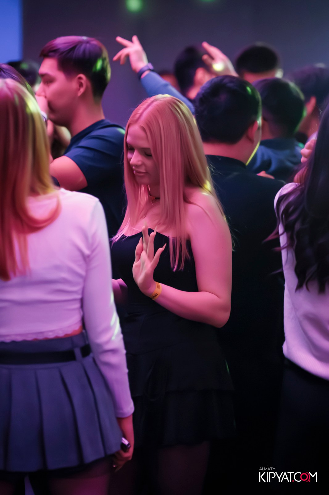 EVENT BAR. КИПЯТКОМ АЛМАТЫ!