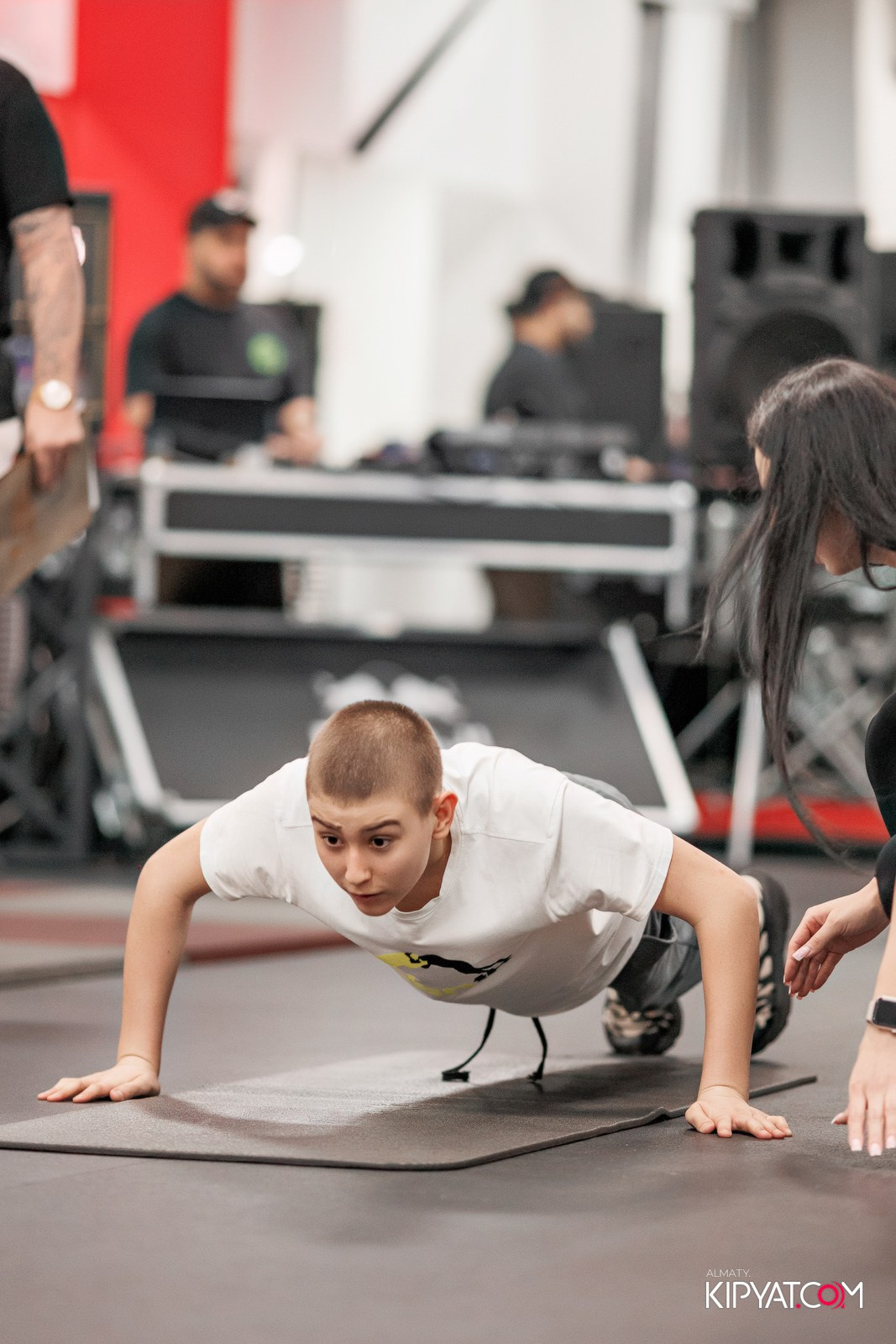 ДЕНЬ РОЖДЕНИЯ ФИТНЕС КЛУБА MIND OF BODY — НАМ 8 ЛЕТ. КИПЯТКОМ АЛМАТЫ!