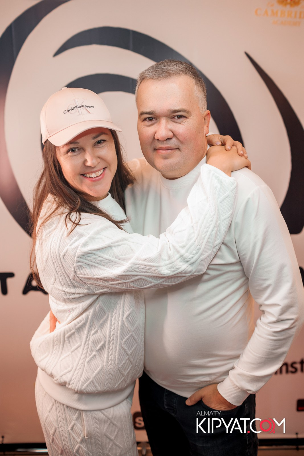 ПРЕЗЕНТАЦИЯ 8 ГРУППЫ КИНОПРОЕКТА «STARBALALAR». КИПЯТКОМ АЛМАТЫ!