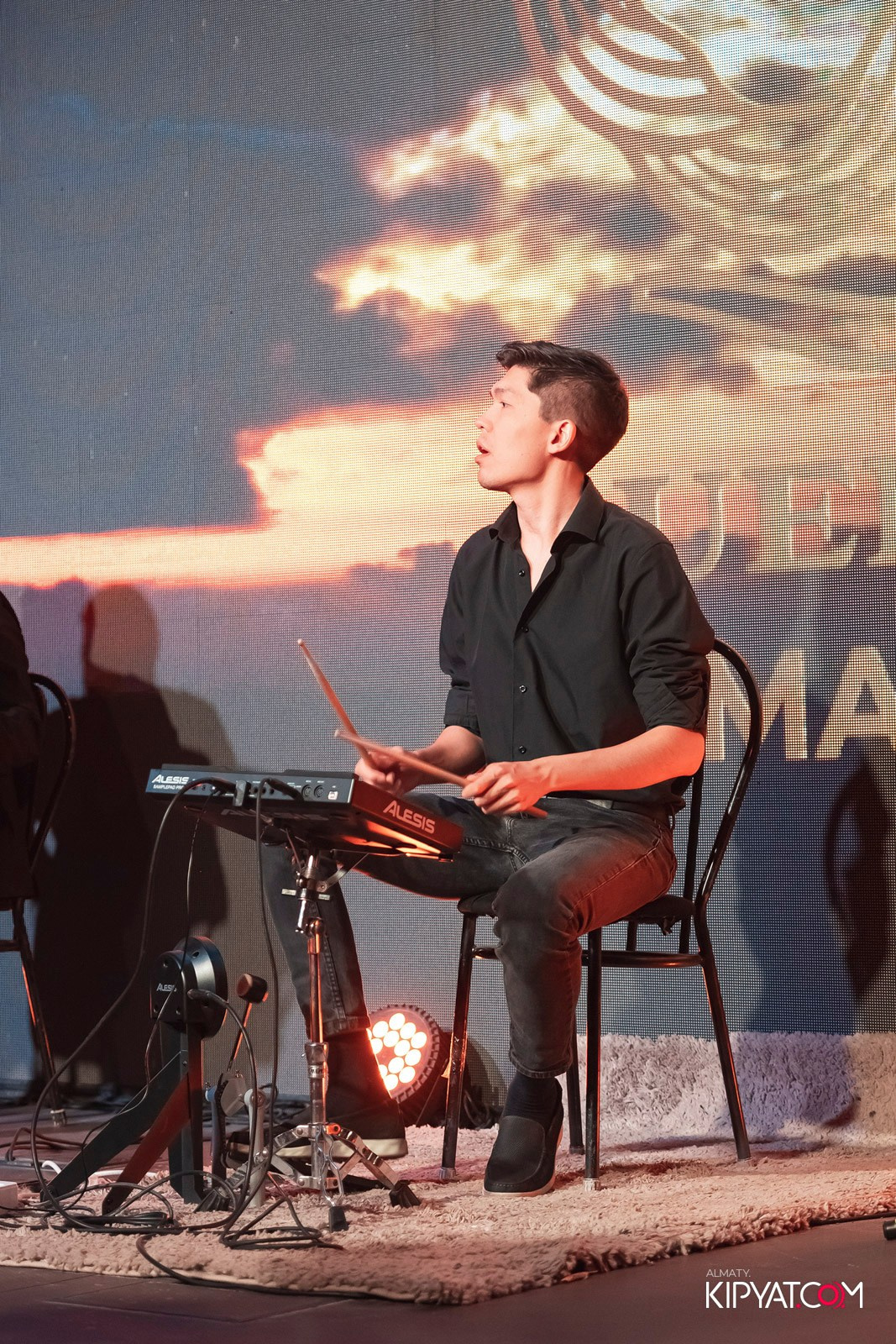 QUEEN. КИПЯТКОМ АЛМАТЫ!