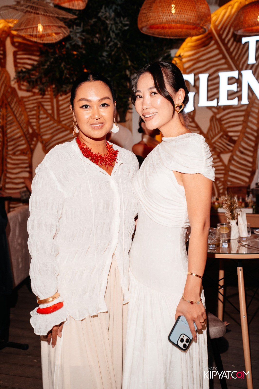 MOOD KARAOKE & TERRACE. КИПЯТКОМ АЛМАТЫ!