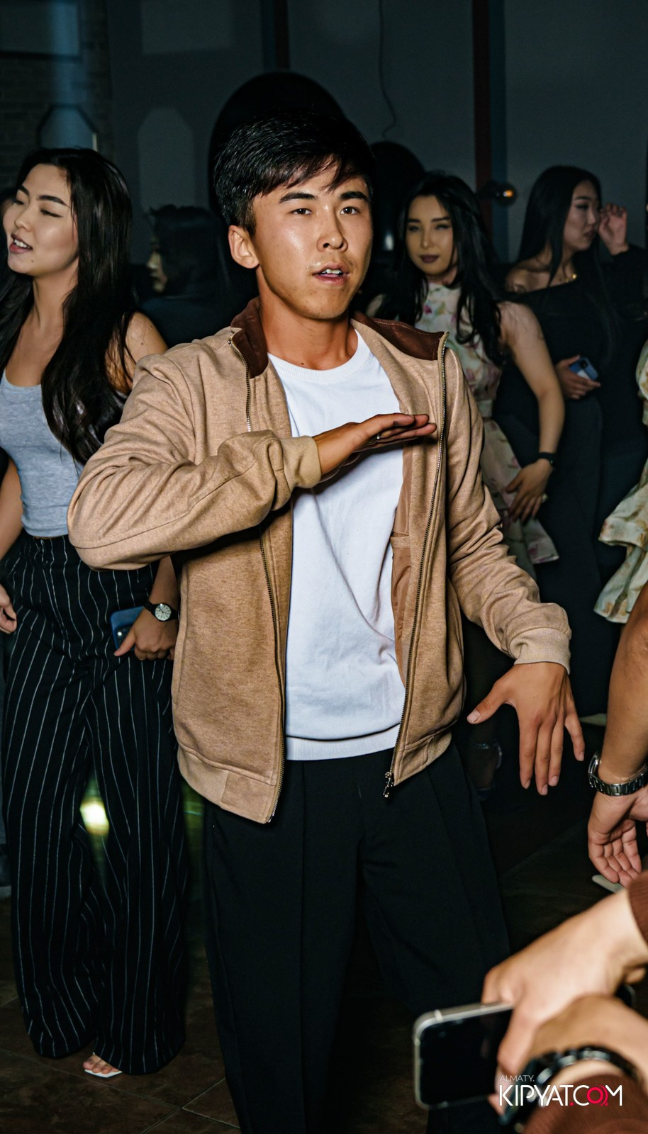 ARAGOSTA. КИПЯТКОМ АЛМАТЫ!