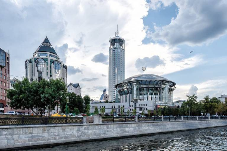 Красивые места для фотосессии в Москве для свадебной и семейной съемки