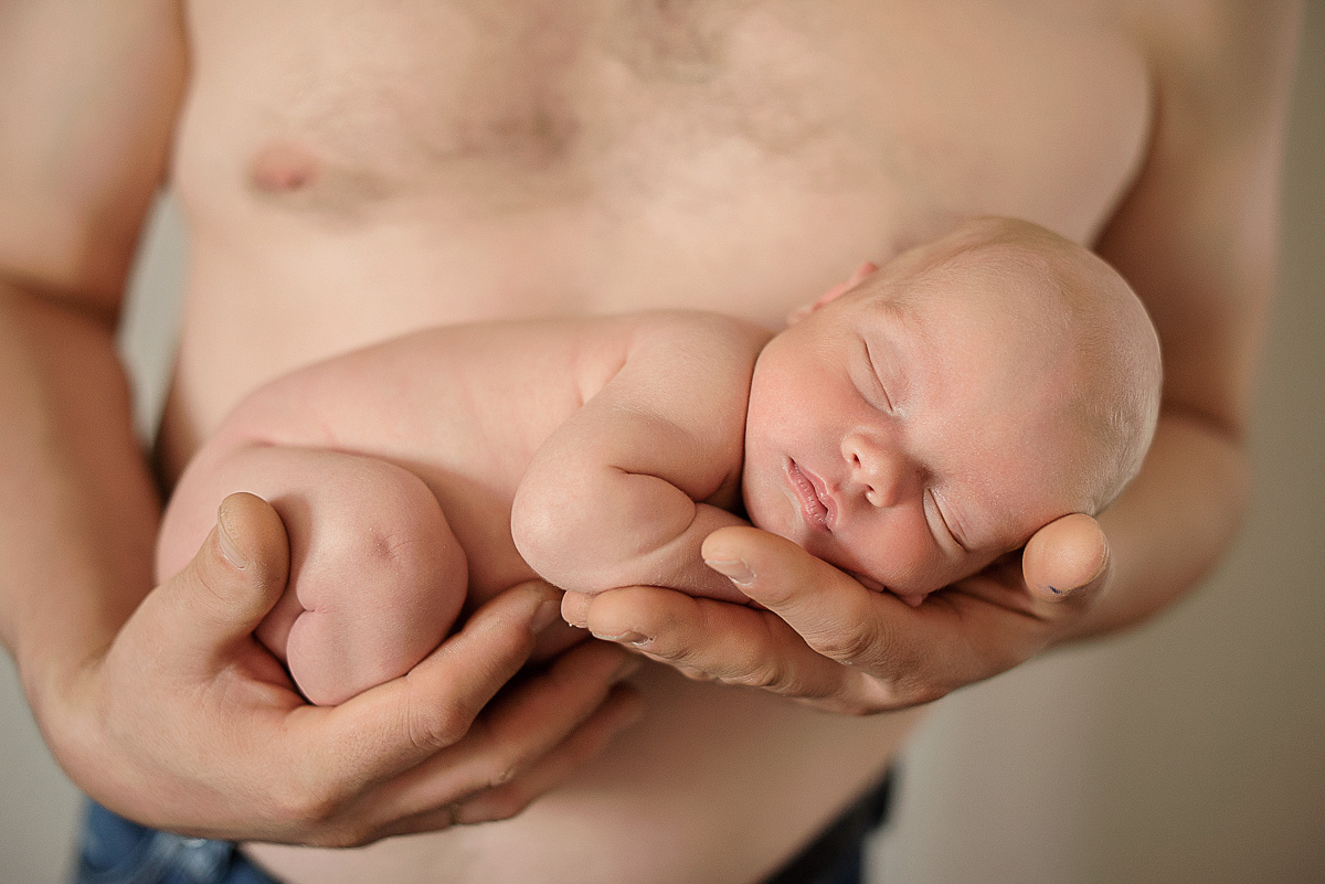 Роман, 12 дней. Детский и семейный фотограф в Красноярске. Фотосессии новорожденных малышей до 1 месяца