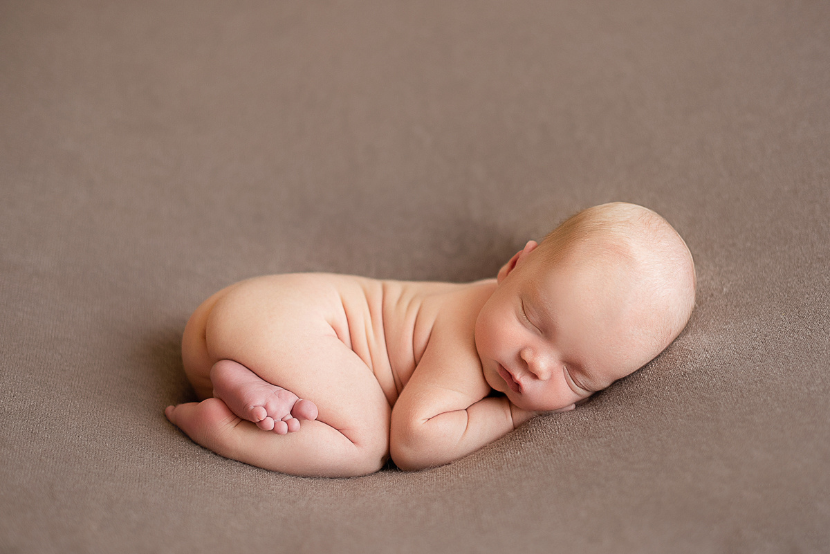 Роман, 12 дней. Детский и семейный фотограф в Красноярске. Фотосессии новорожденных малышей до 1 месяца
