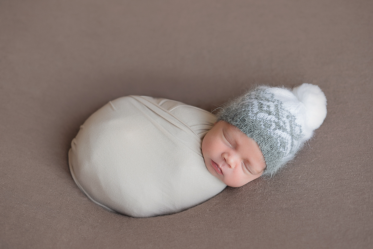 Роман, 12 дней. Детский и семейный фотограф в Красноярске. Фотосессии новорожденных малышей до 1 месяца