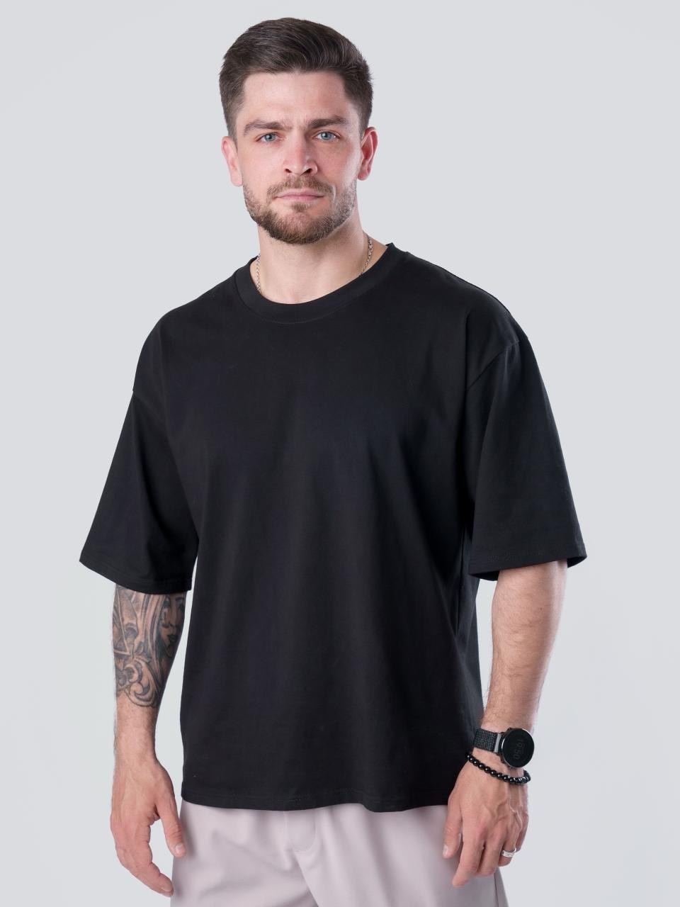 Сергей. KED Production — продакшн из СПб. Создаём фото, видео и контент, который помогает брендам и селлерам продавать больше