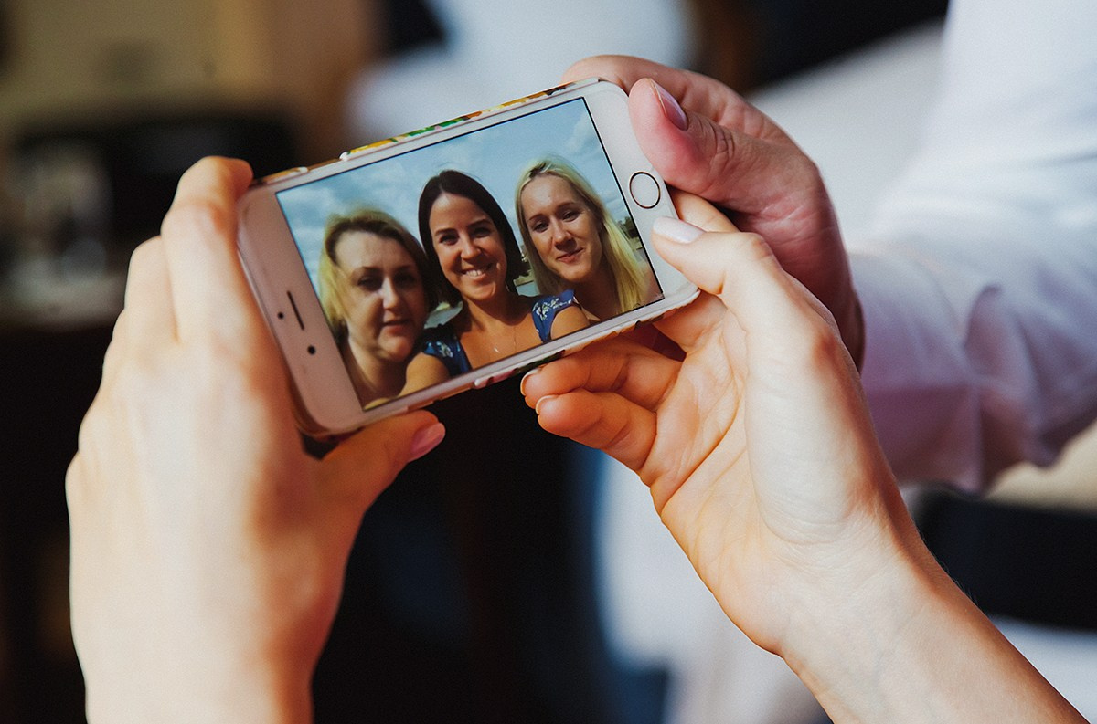 Москва. Свадебная романтическая прогулка Лены и Эндрю. Фотограф крещение венчание в Петербурге! Помогает подобрать храм и посоветовал душевного батюшку в СПб