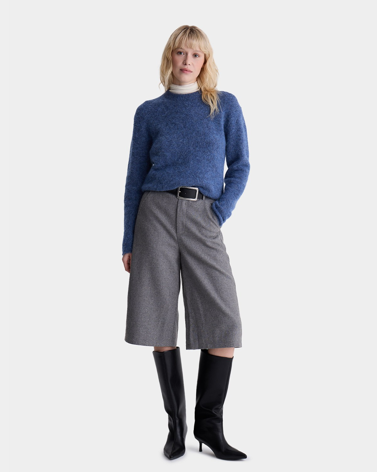 ATEASE. Фотограф в Санкт-Петербурге модельные тесты каталоги бренды лук бук