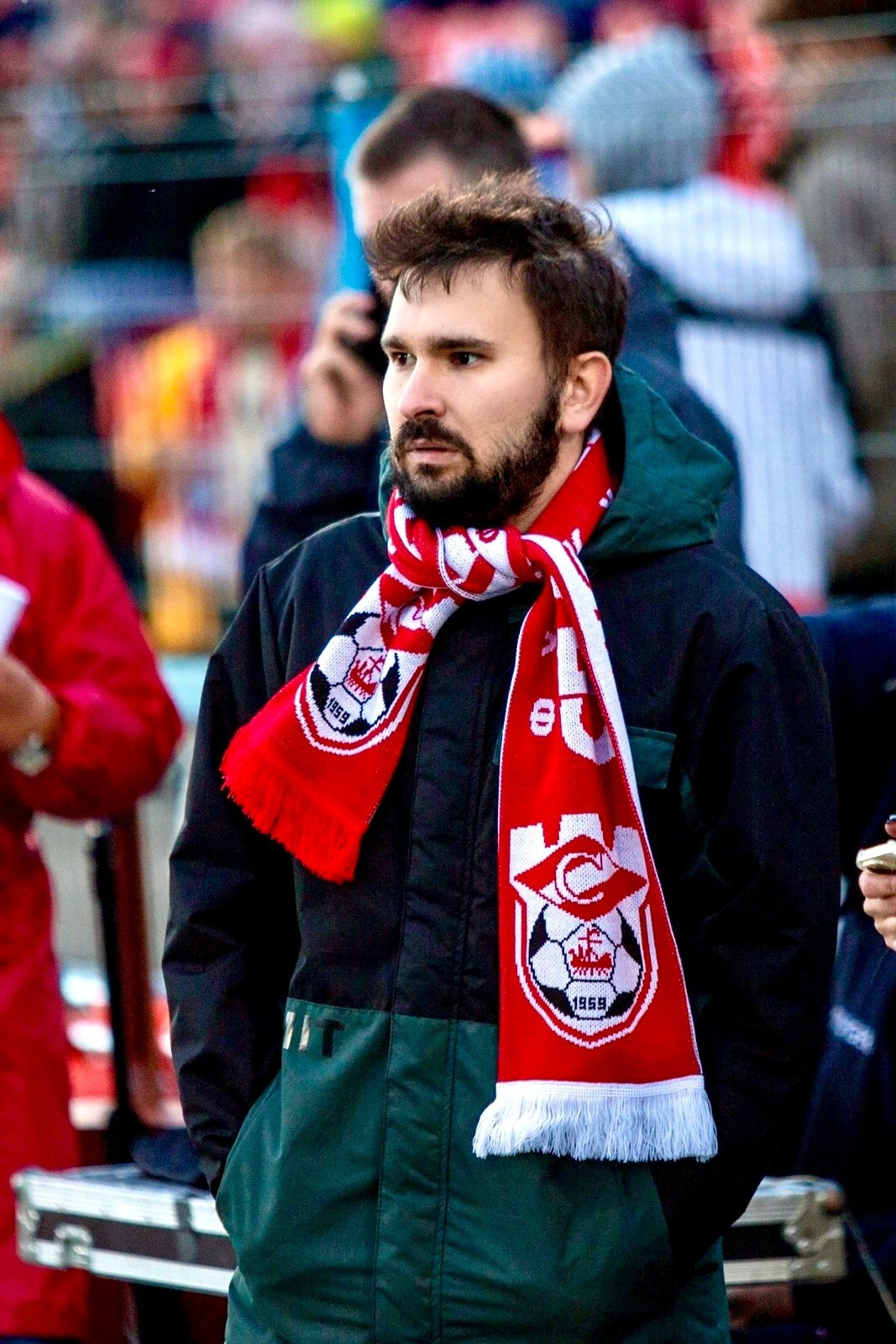 Ведущий спортивных, деловых мероприятий