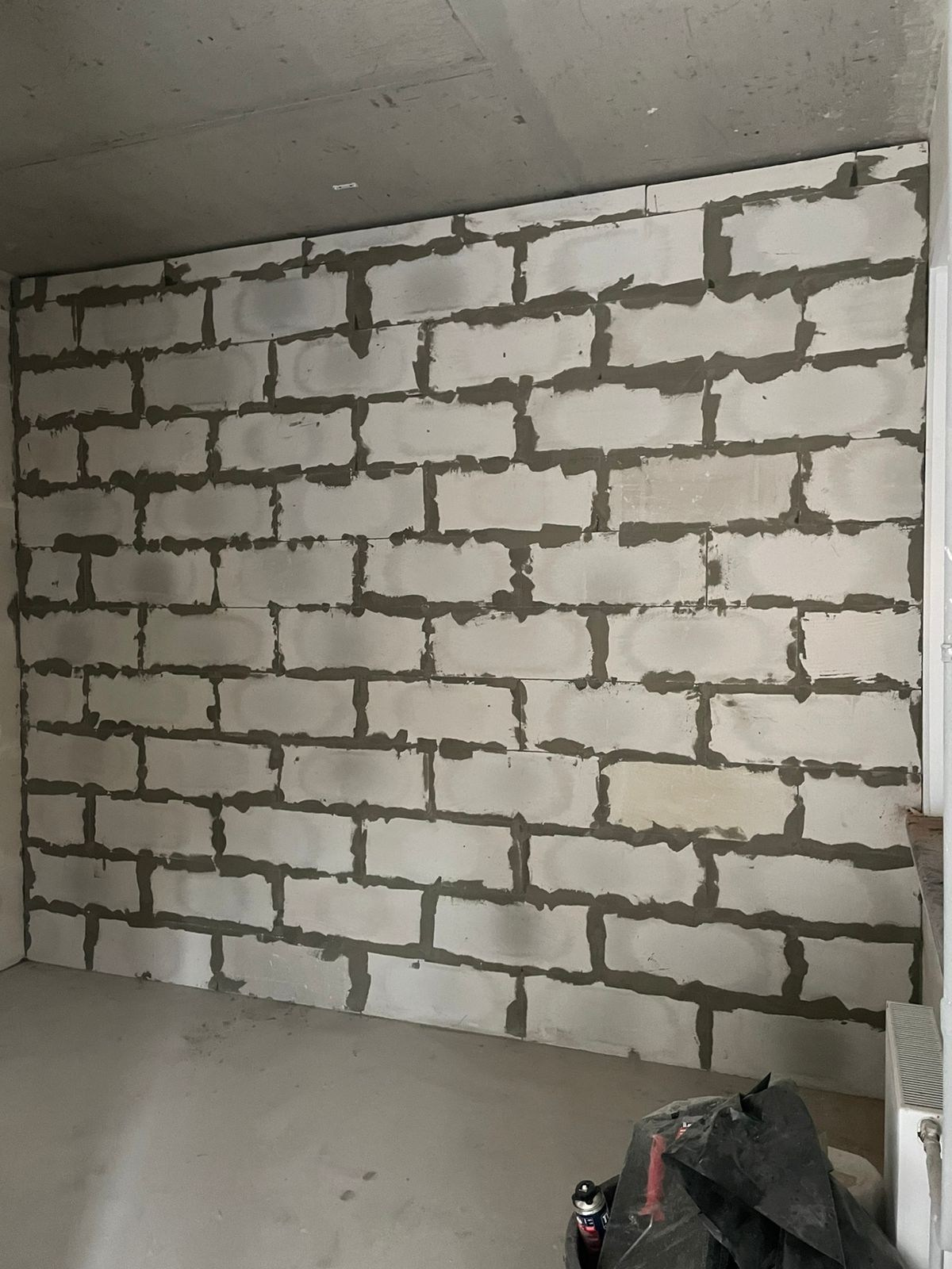 Возведение перегородоок. Мамонт