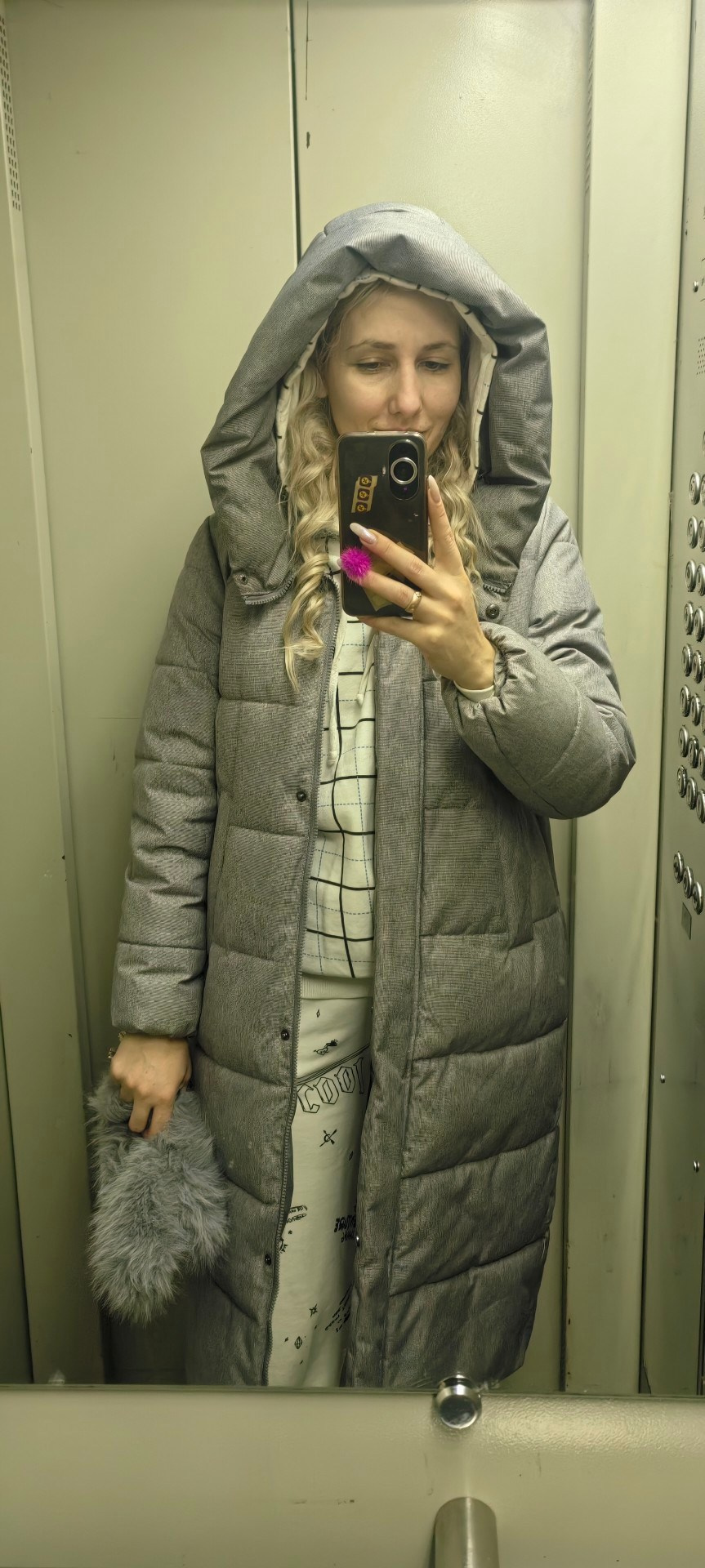 Карнавальные костюмы, вечерние и свадебные платья аренда посуточно, прокат в Жуковском. Фотограф для маркетплейсов, фотоуслуги в Жуковском Татьяна Марсуверских