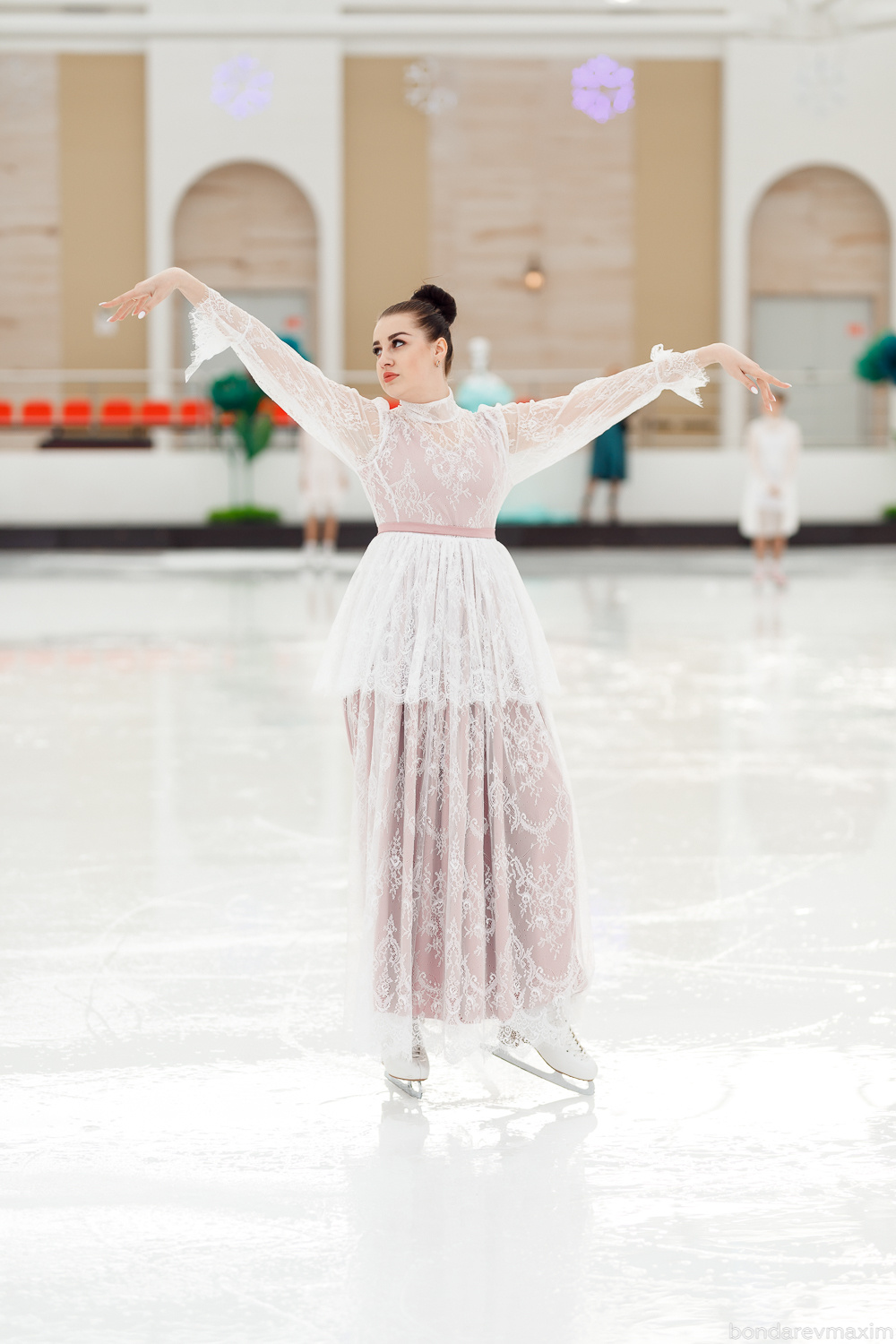 Репортаж на крыше Central Park, шоу-показа на льду. Максим Бондарев, коммерческий фотограф для бизнеса | Курск