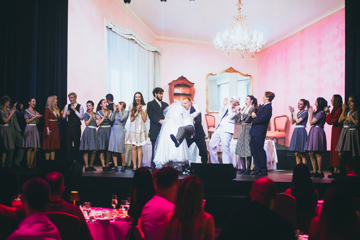 Old House Resort & Spa — «12 стульев»