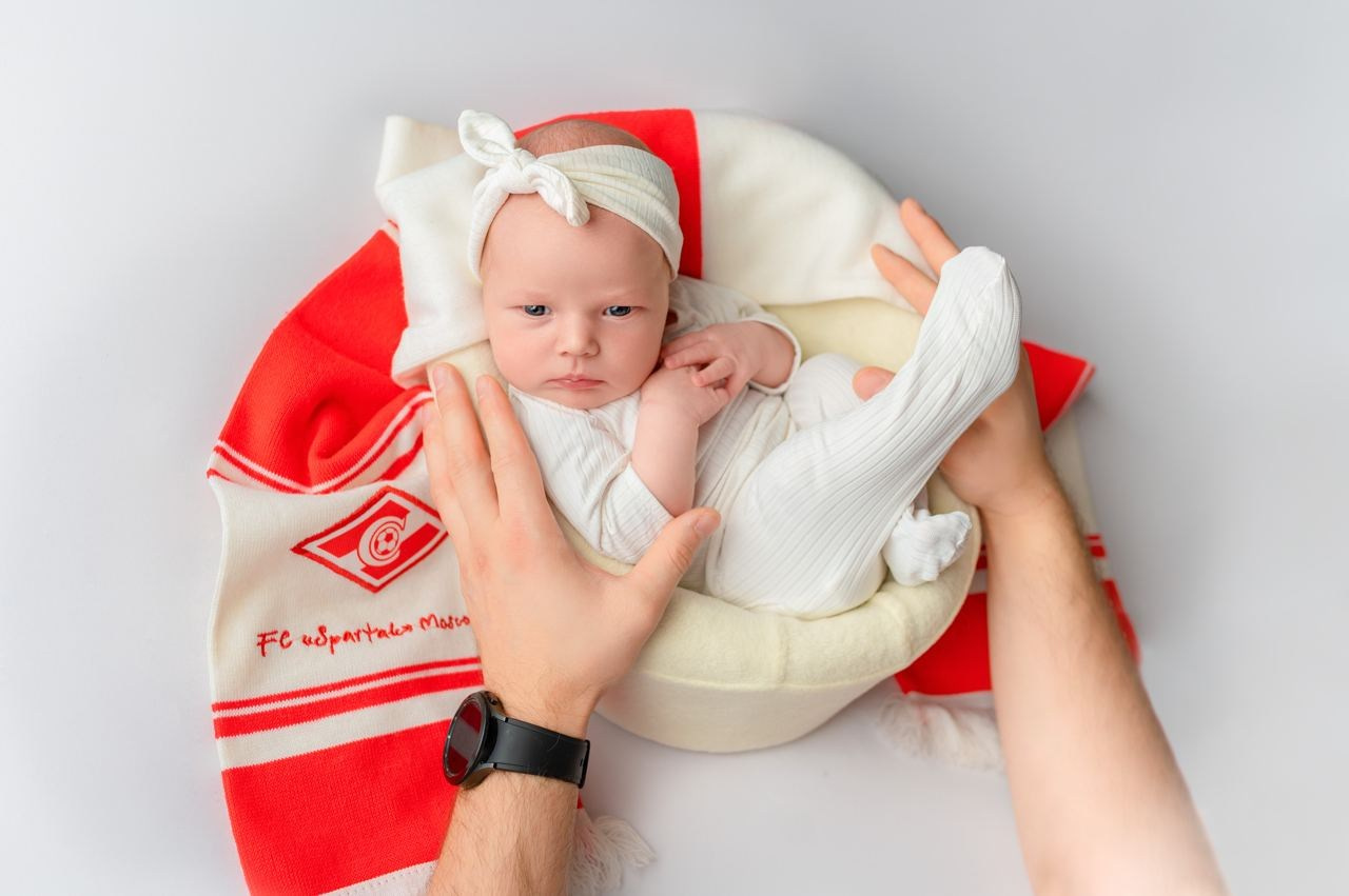 Новорожденные девочки. Детский фотограф в городе Жуковский Алиса Коробанова