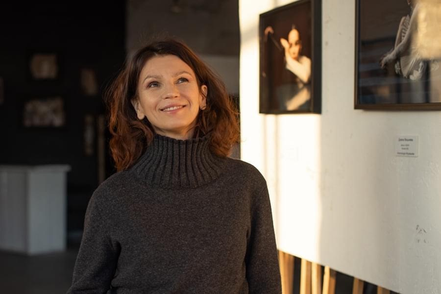 ABOUT ME. Visual artist and photographer Alexandra Muravyeva