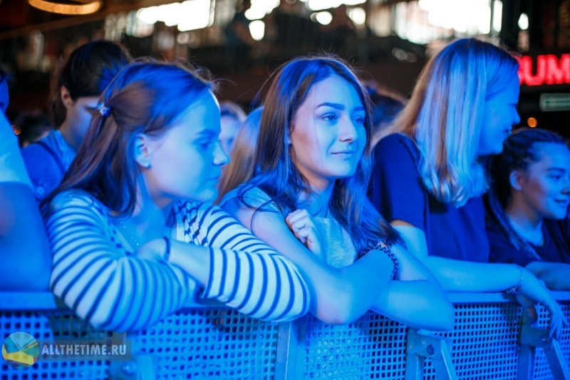 IOWA. Магия музыки в кадре: Концертная Фотография