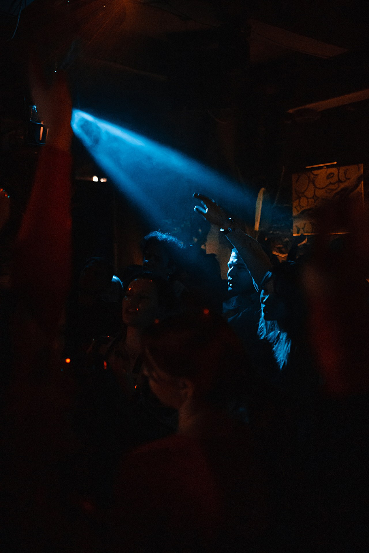 ЦЕНЗУРА БАР. Анастасия Попова — свадебный и репортажный фотограф | Воронеж, Павловск