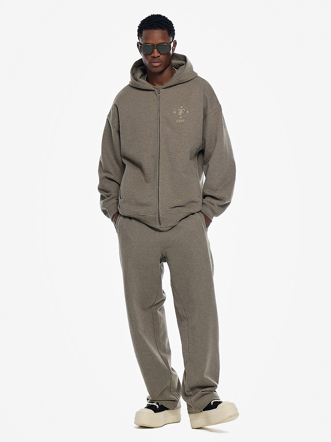 FRHT Shades SS'25. Фотограф для брендов