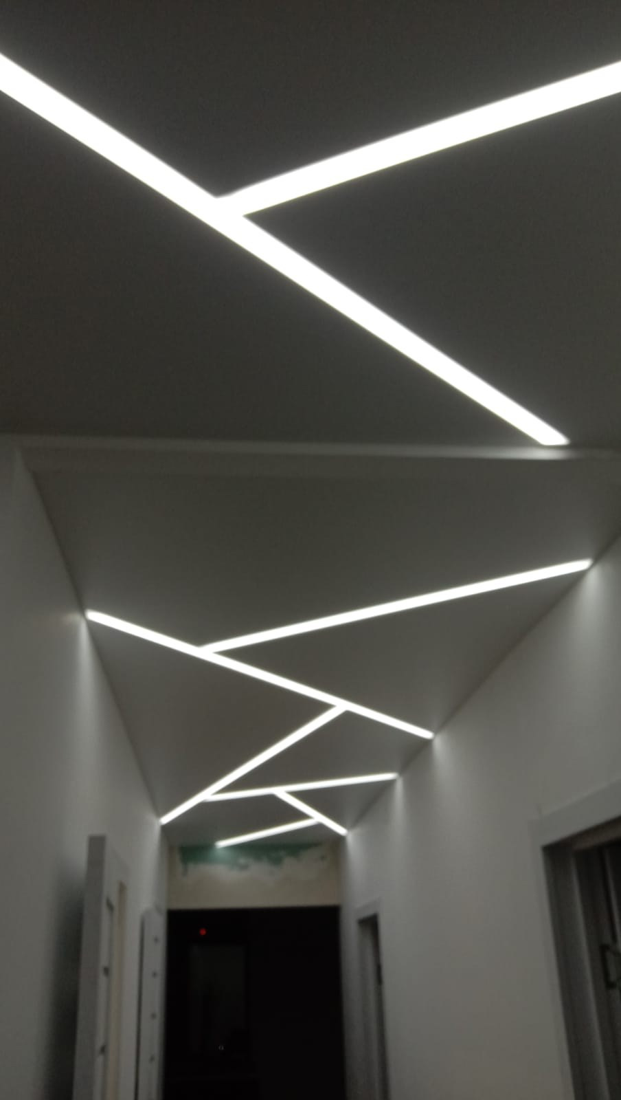 Потолки. Ремонт квартир и домов «под ключ»