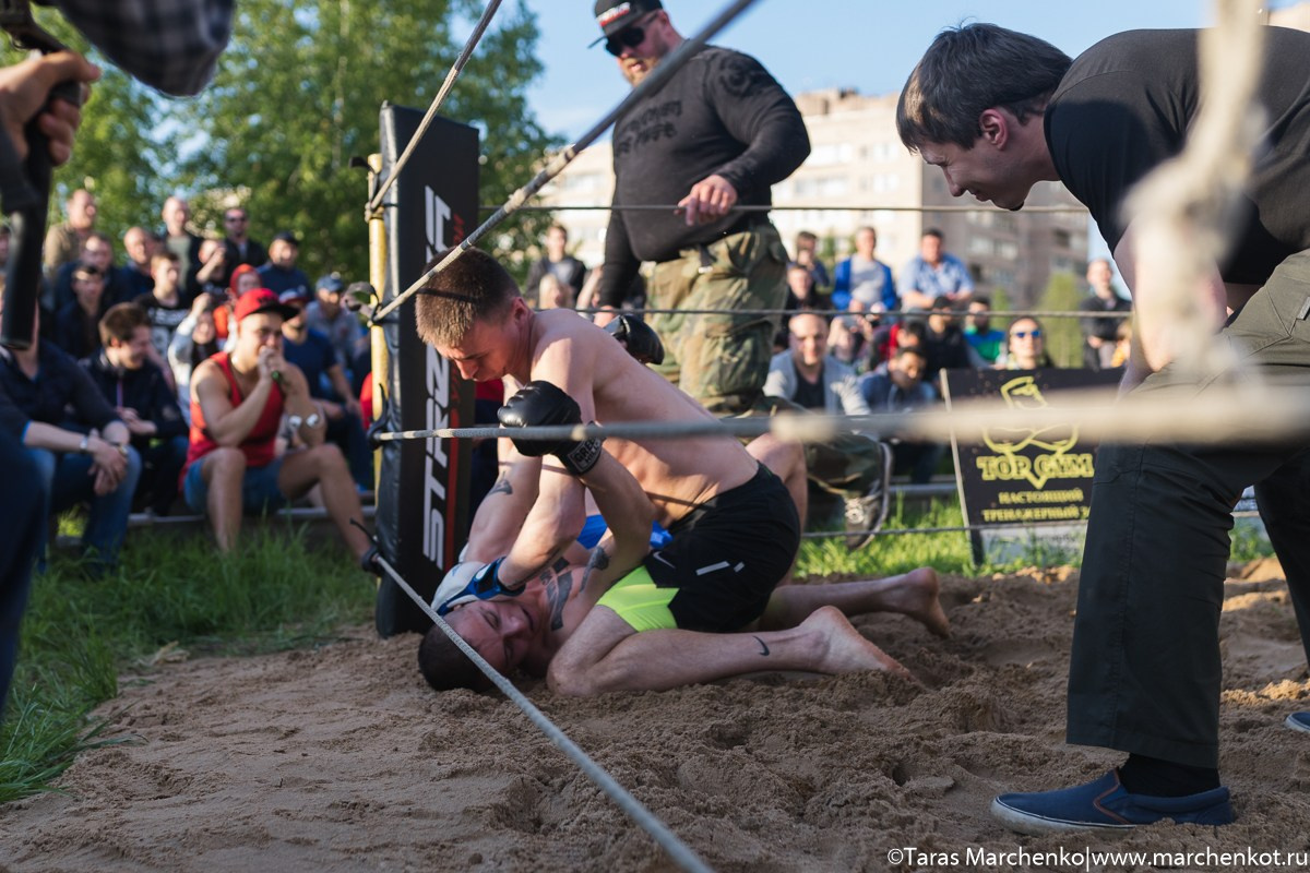 STRELKA. Репортажный и семейный фотограф в Санкт-Петербурге Тарас Марченко