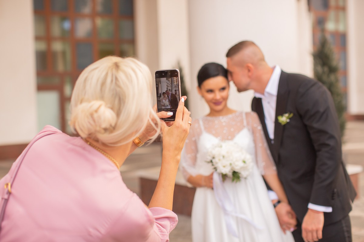 חתונה. צלם ואמן ילדים ומשפחה